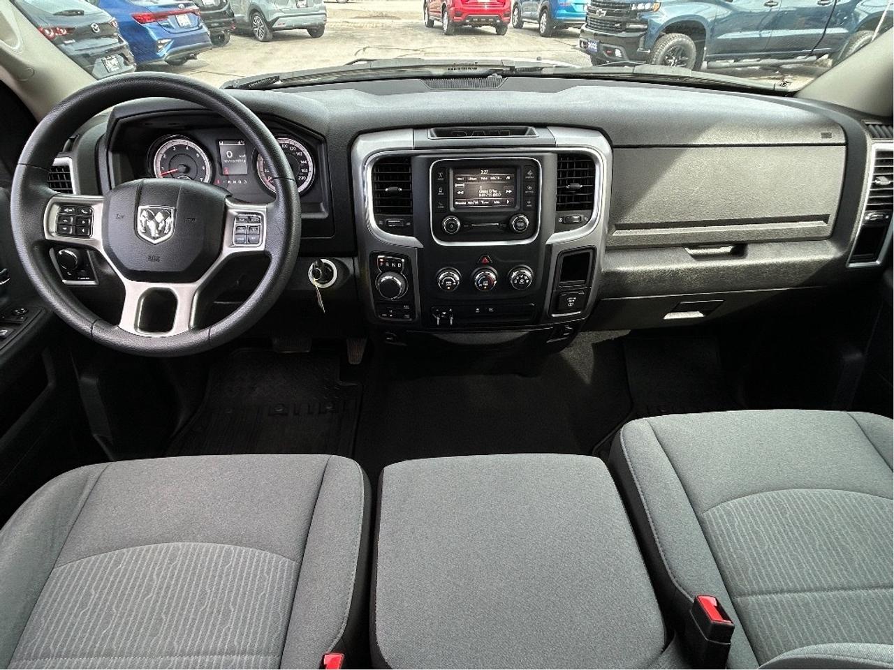 2023 RAM 1500 Classic SLT HEMI V8!! CALL BELLEVILLE *613-961-8848* Photo