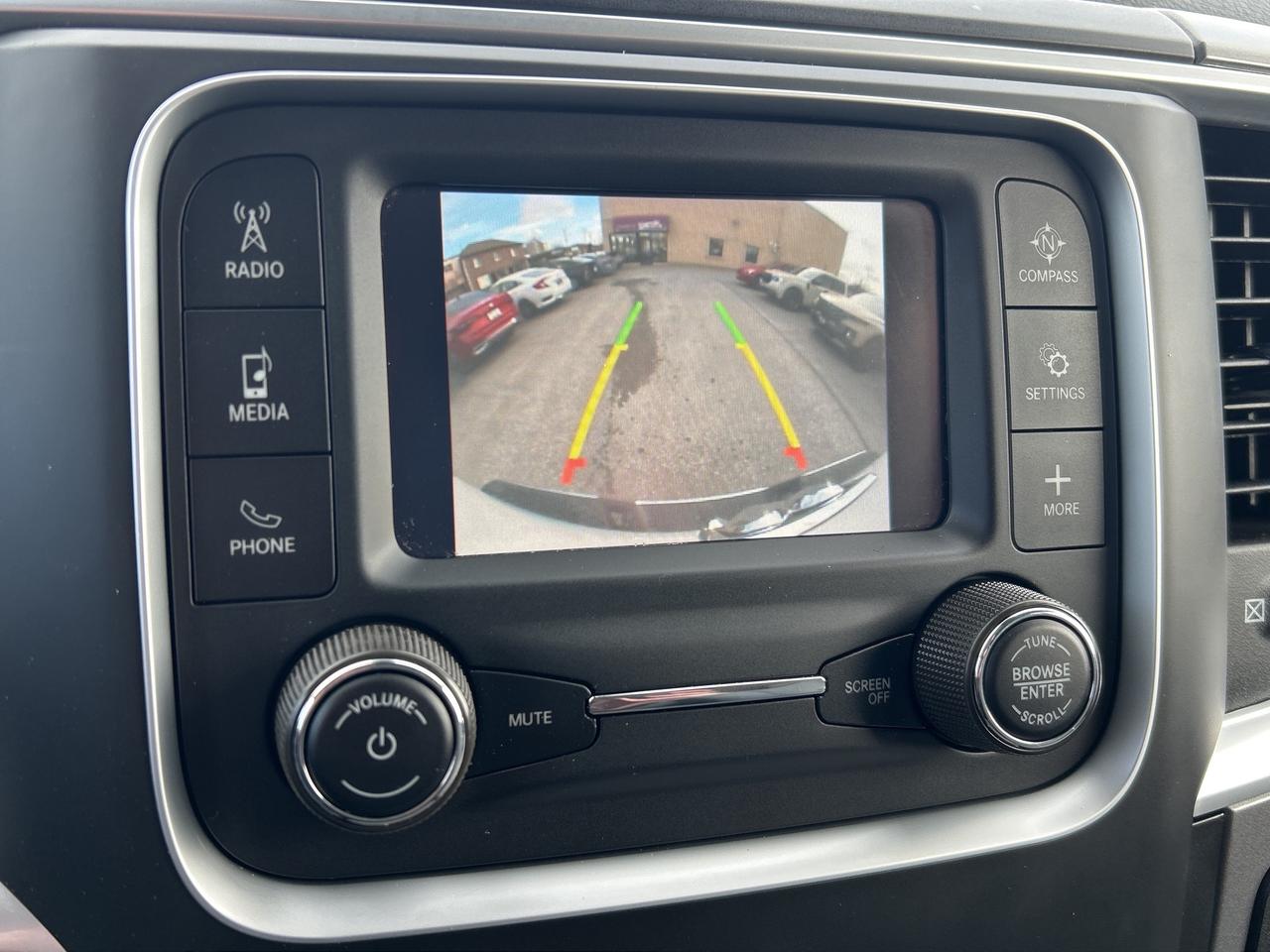 2023 RAM 1500 Classic SLT HEMI V8!! CALL BELLEVILLE *613-961-8848* Photo