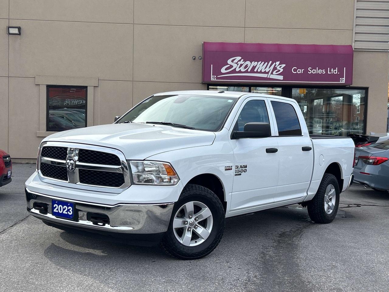 2023 RAM 1500 SLT HEMI 4x4 V8!! CALL NAPANEE 613-354-2100 Photo0