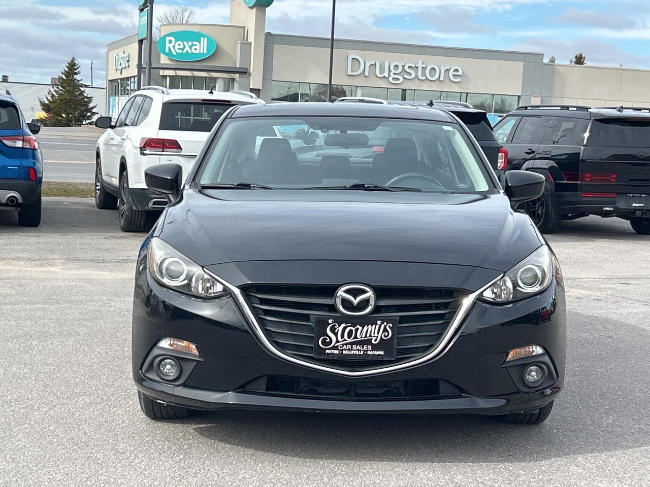 2014 Mazda MAZDA3 GS-SKY  VERY LOW KMS CALL NAPANEE 613-354-2100 Photo