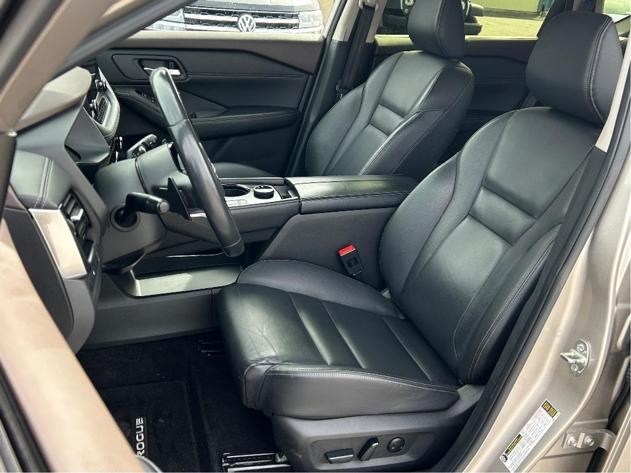 2023 Nissan Rogue SL AWD/PANO ROOF/NAV/REMOTE START CALL NAPANEE Photo