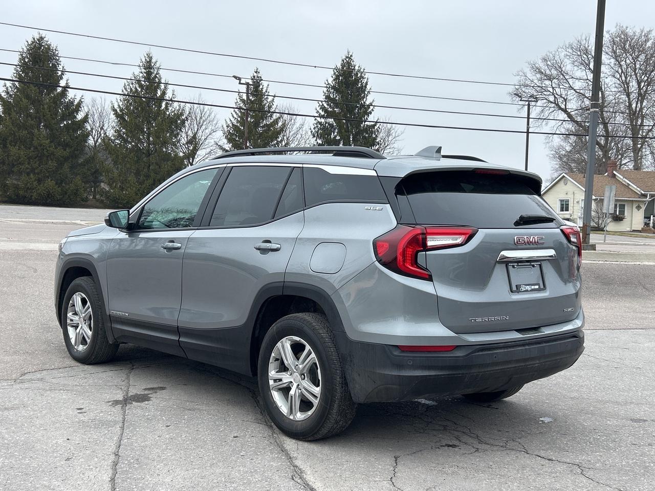 2024 GMC Terrain SLE/BACK UP CAM/HEATED SEATS 55K KMS CALL PICTON Photo
