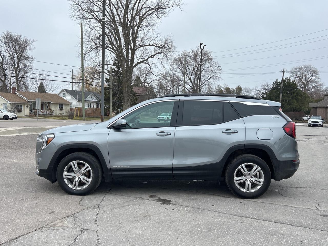 2024 GMC Terrain SLE/BACK UP CAM/HEATED SEATS 55K KMS CALL PICTON Photo