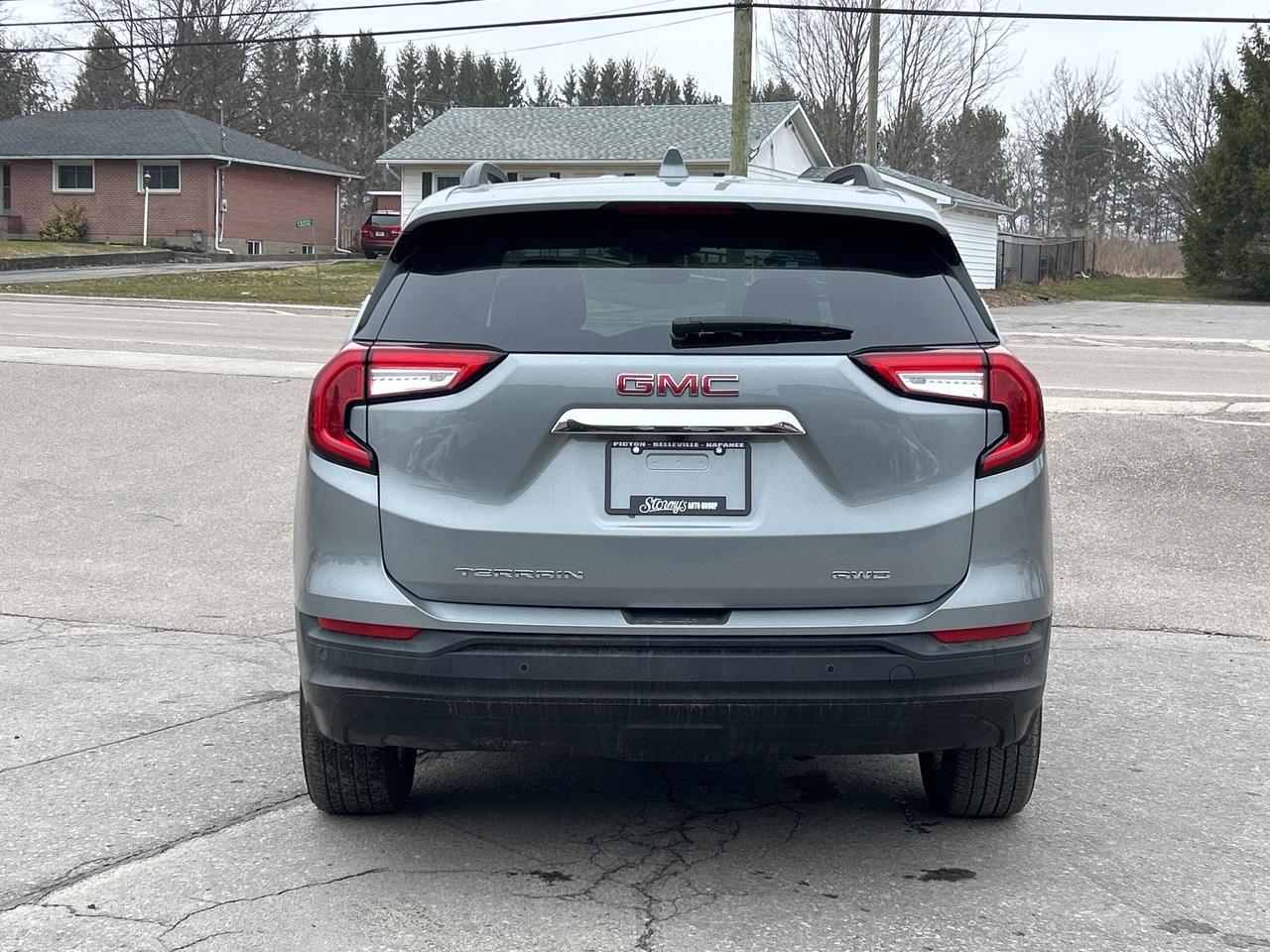 2024 GMC Terrain SLE/BACK UP CAM/HEATED SEATS 55K KMS CALL PICTON Photo