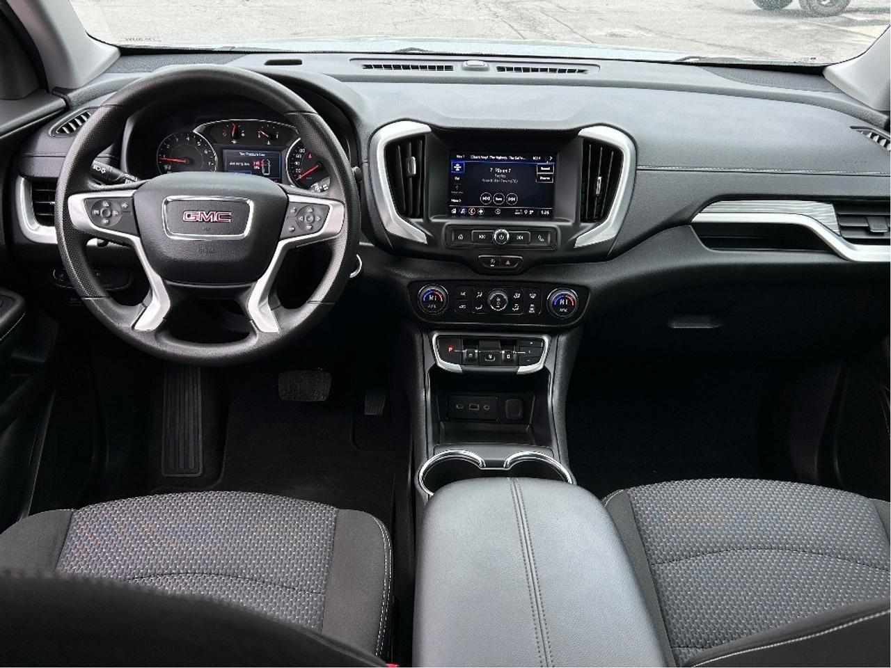 2024 GMC Terrain SLE/BACK UP CAM/HEATED SEATS 55K KMS CALL PICTON Photo