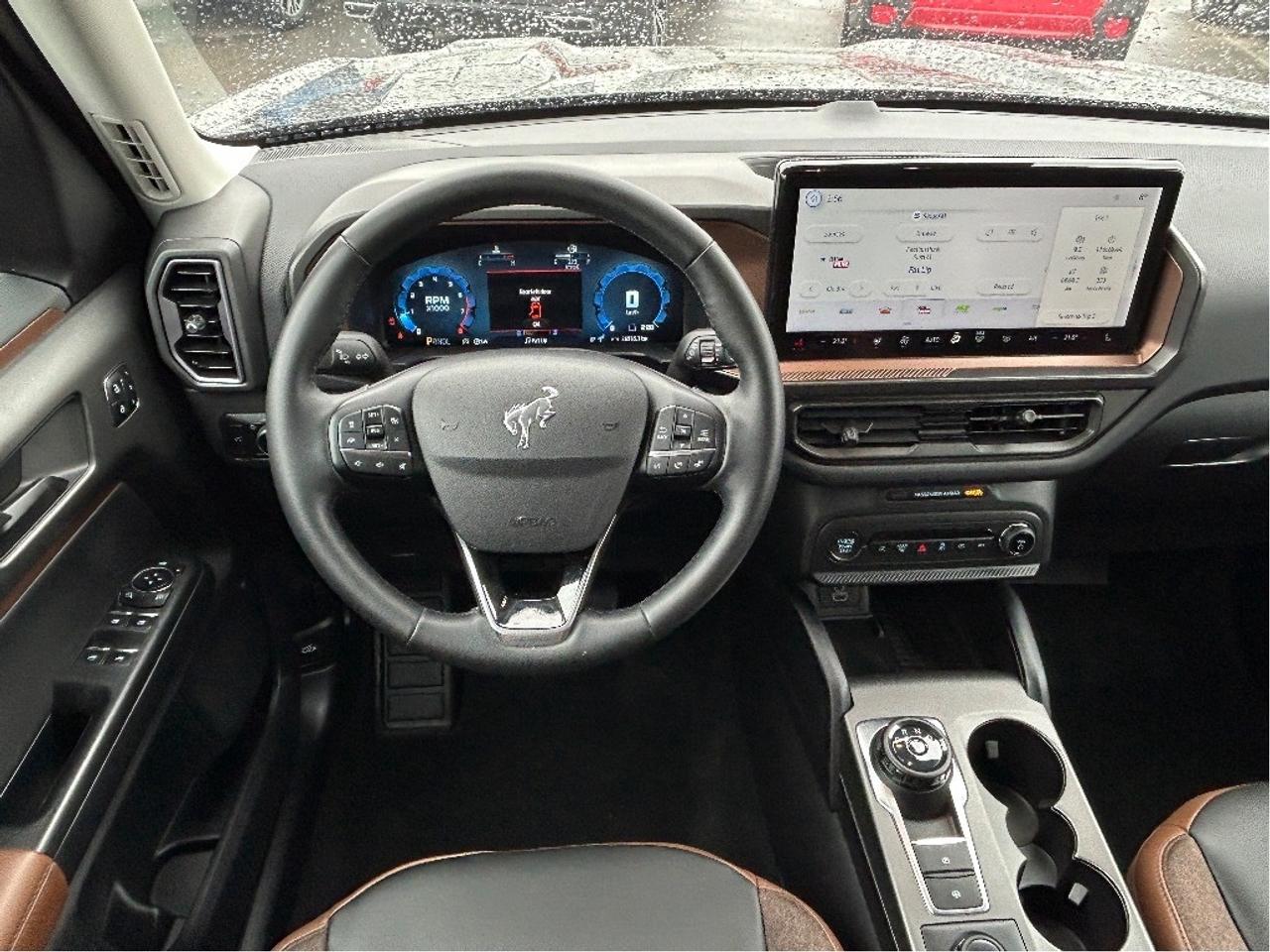 2025 Ford Bronco Sport Outer Banks   **CALL NAPANEE 613*354*2100 Photo
