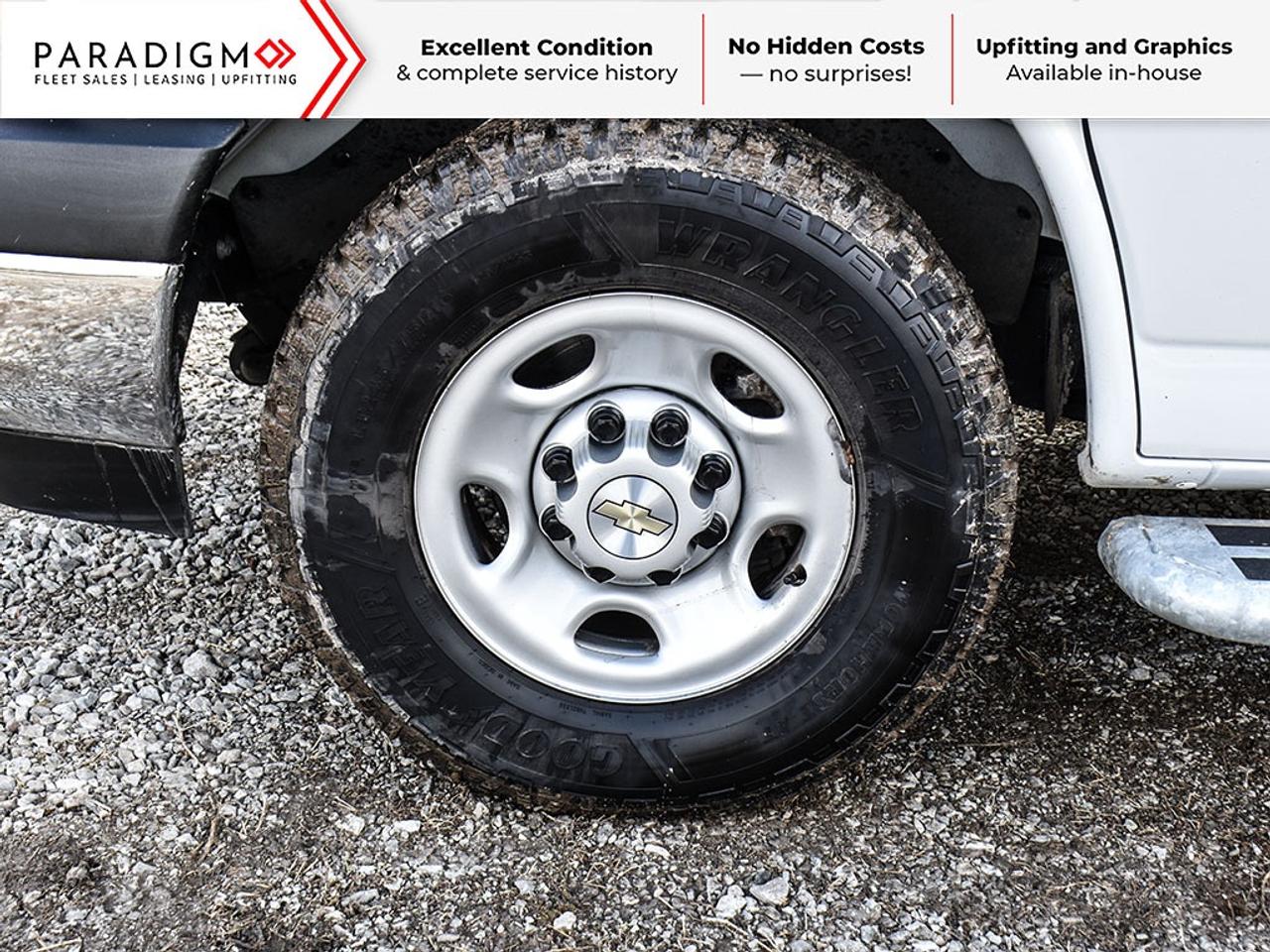 2024 Chevrolet Express 2500 135 Cargo Van Photo