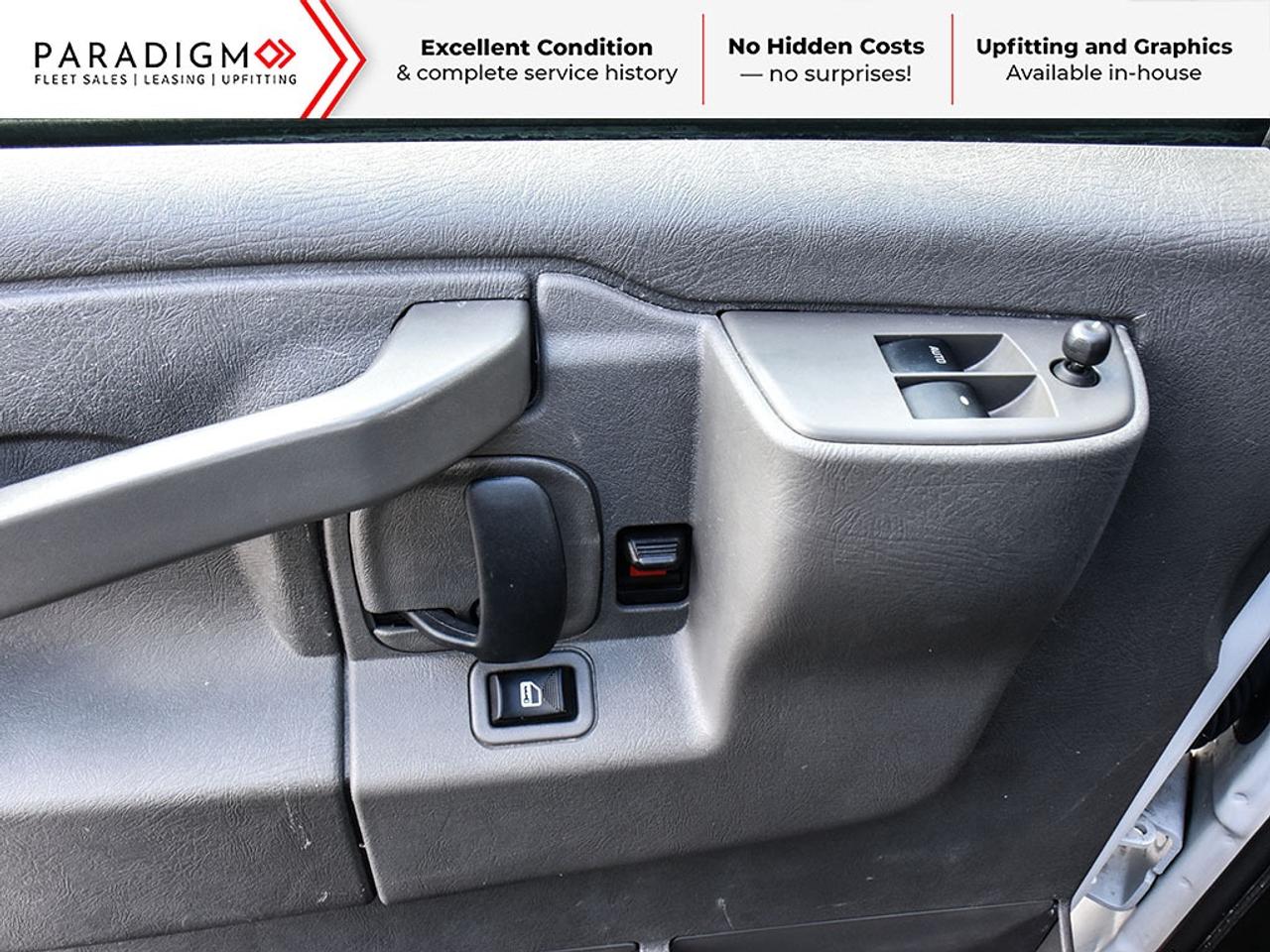 2024 Chevrolet Express 2500 135 Cargo Van Photo