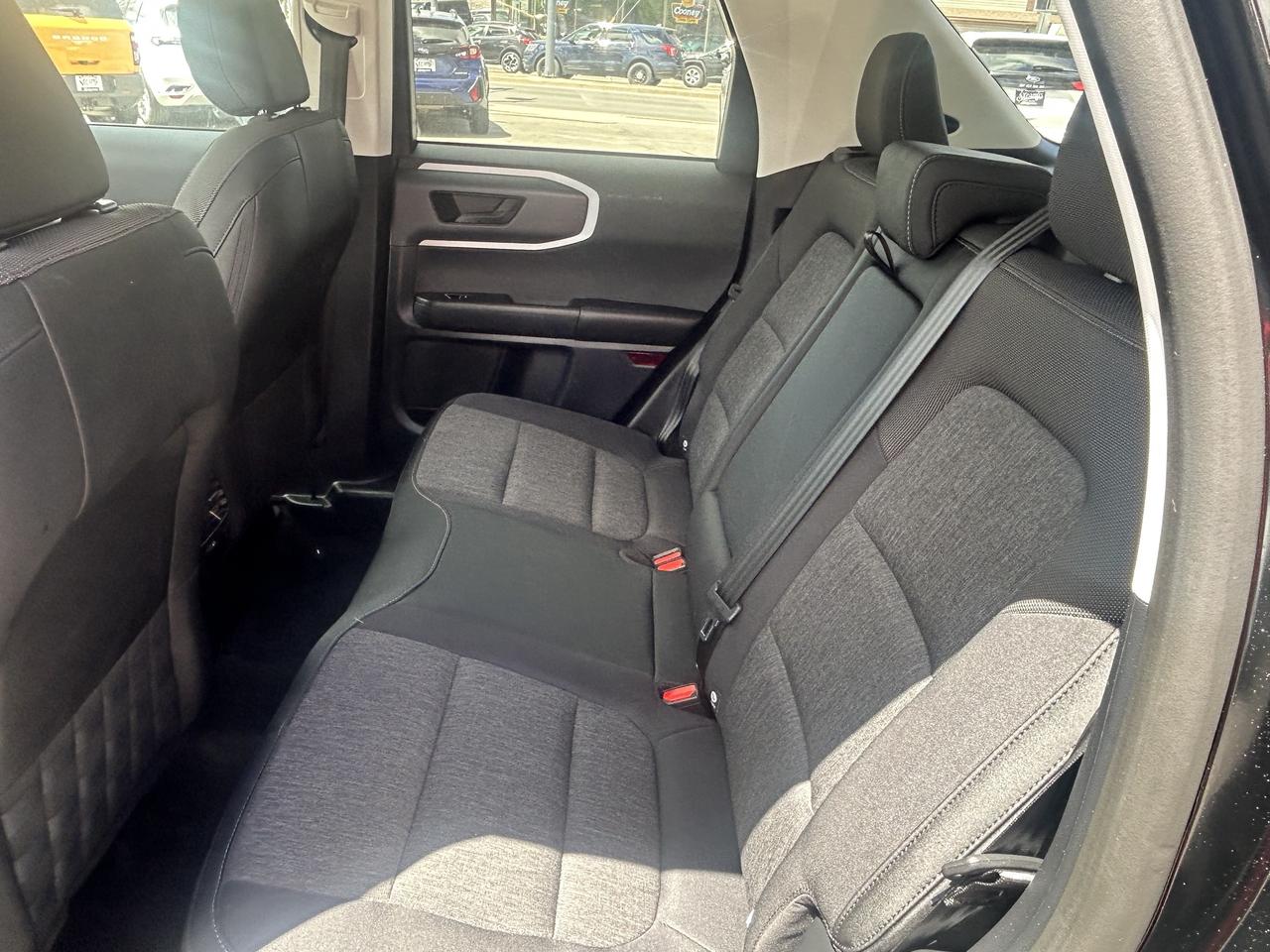 2024 Ford Bronco Sport Big Bend  *** CALL BELLEVILLE 613*961*8848 *** Photo