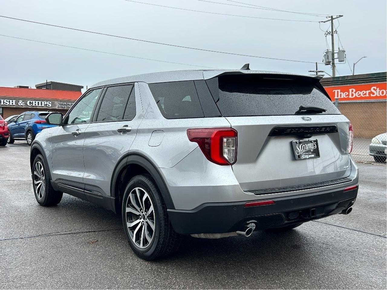 2022 Ford Explorer ST-Line CALL BELLEVILLE ***613-961-8848 Photo