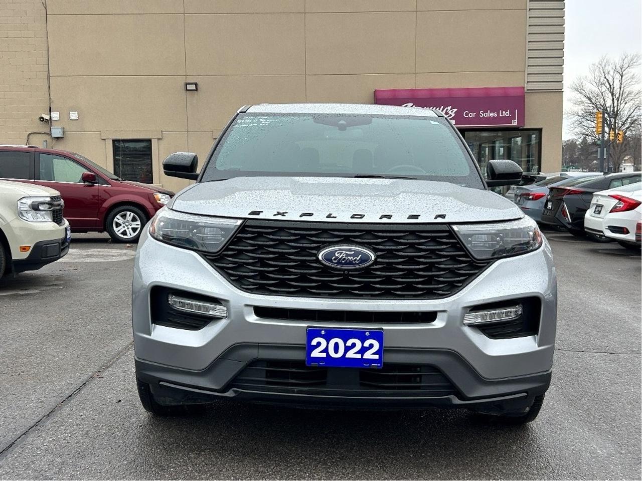 2022 Ford Explorer ST-Line CALL BELLEVILLE ***613-961-8848 Photo