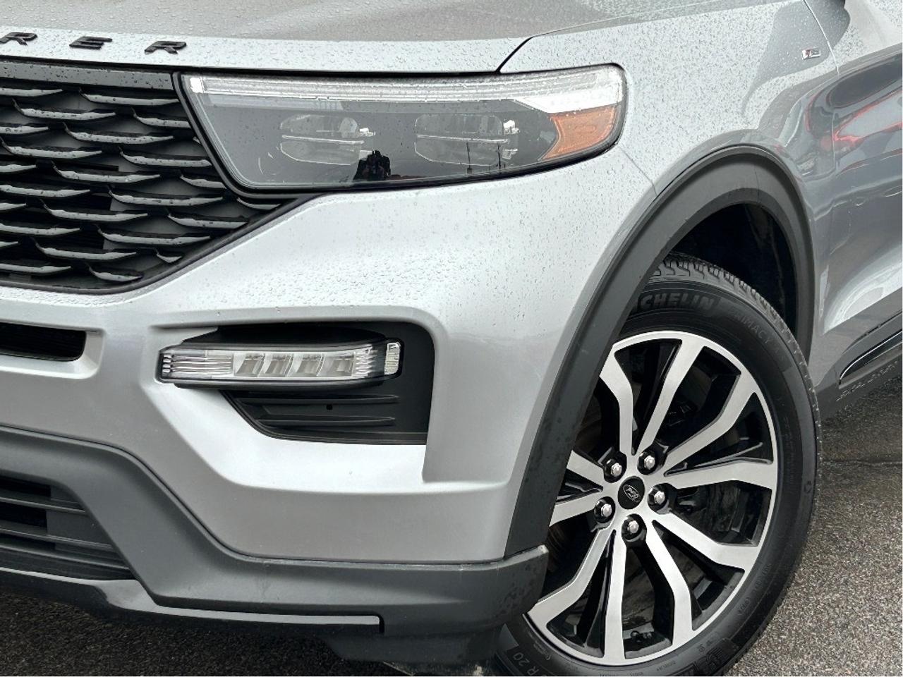 2022 Ford Explorer ST-Line CALL BELLEVILLE ***613-961-8848 Photo