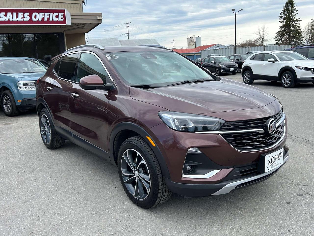 2023 Buick Encore GX ESSENCE/LEATHER/BACK UP CAM/HEATED SEATS Photo