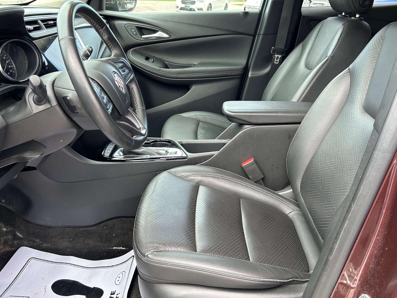 2023 Buick Encore GX ESSENCE/LEATHER/BACK UP CAM/HEATED SEATS Photo