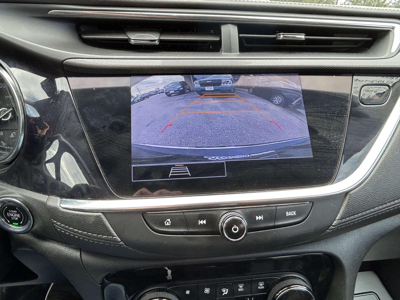 2023 Buick Encore GX ESSENCE/LEATHER/BACK UP CAM/HEATED SEATS Photo
