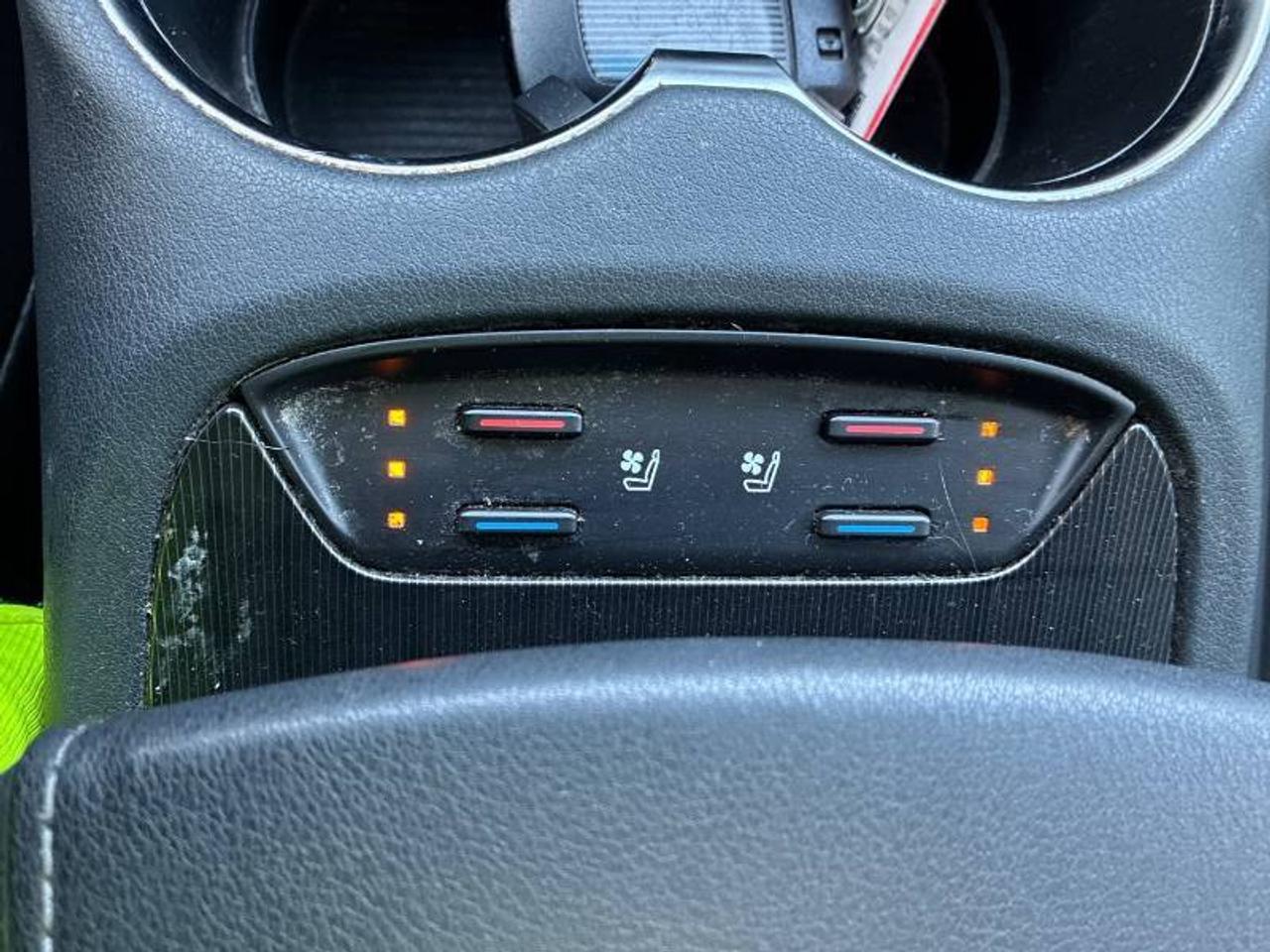 2021 Toyota Venza Toyota Warranty l Limited l Hybrid l AWD l 1 Owner Photo