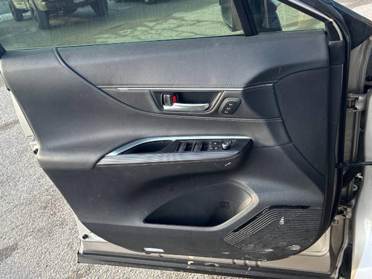 2021 Toyota Venza Toyota Warranty l Limited l Hybrid l AWD l 1 Owner Photo