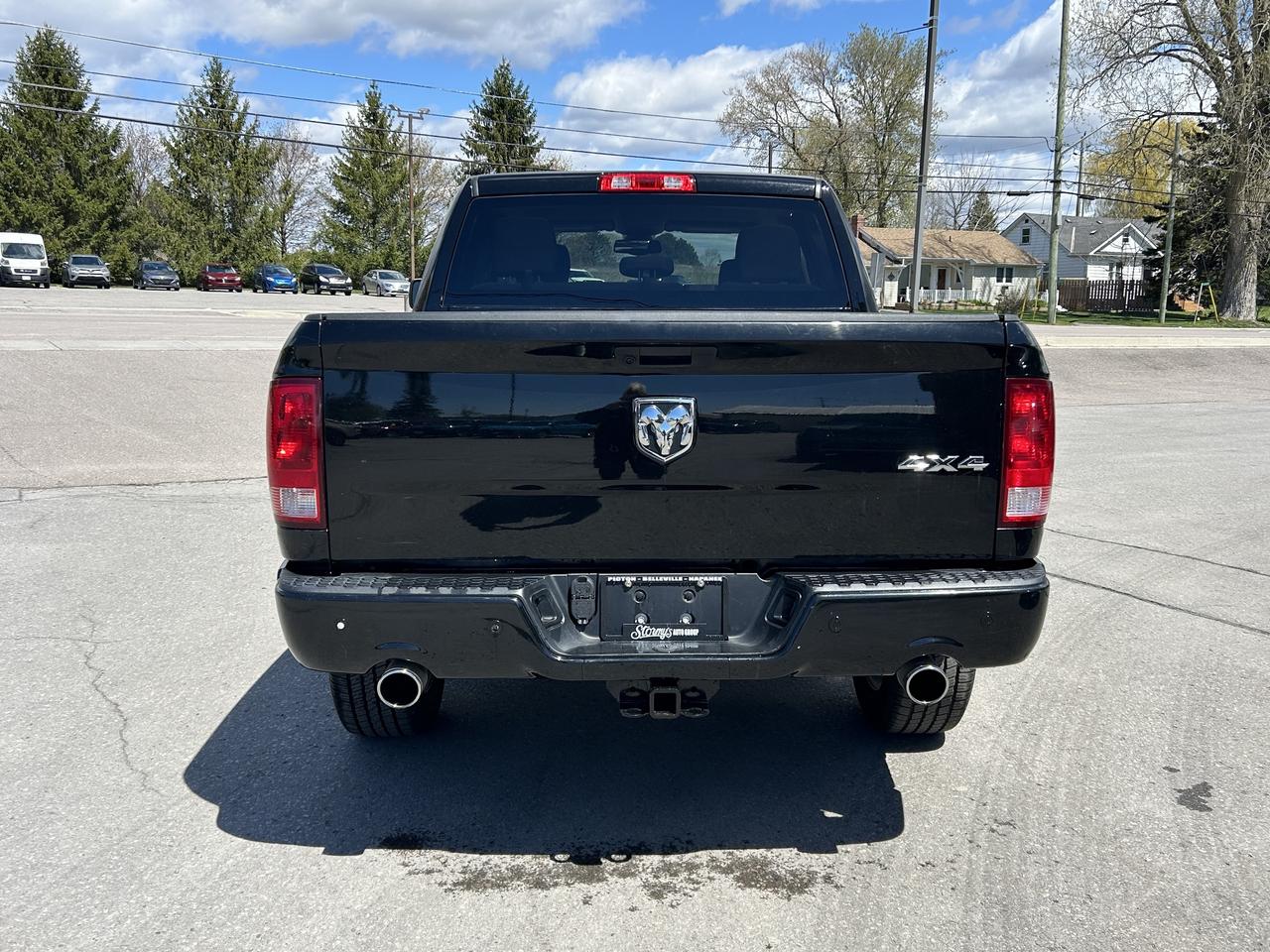 2022 RAM 1500 EXPRESS/BACK UP CAM/4X4 CALL PICTON 613-476-2188 Photo