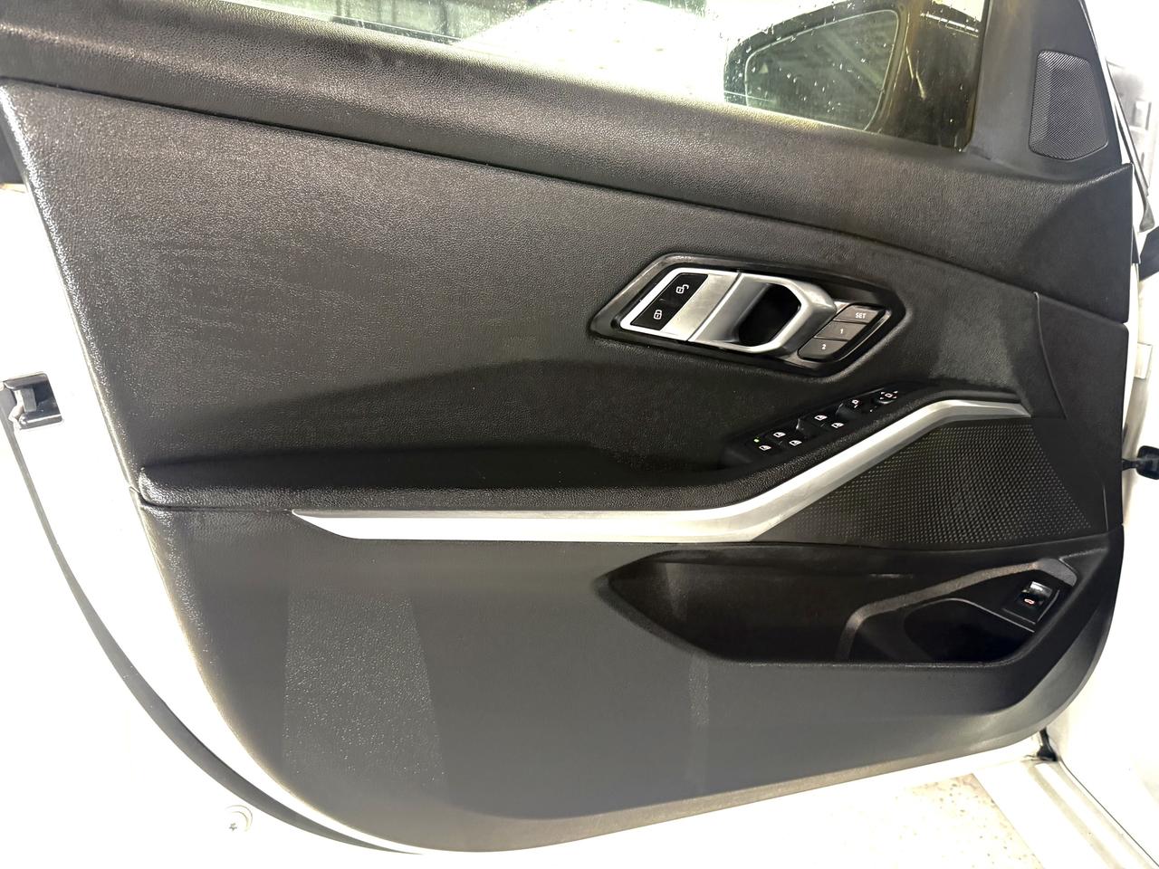 2021 BMW 3 Series 330i l X-Drive l 2.0 l 4Cyl l One Owner l Low Kms Photo