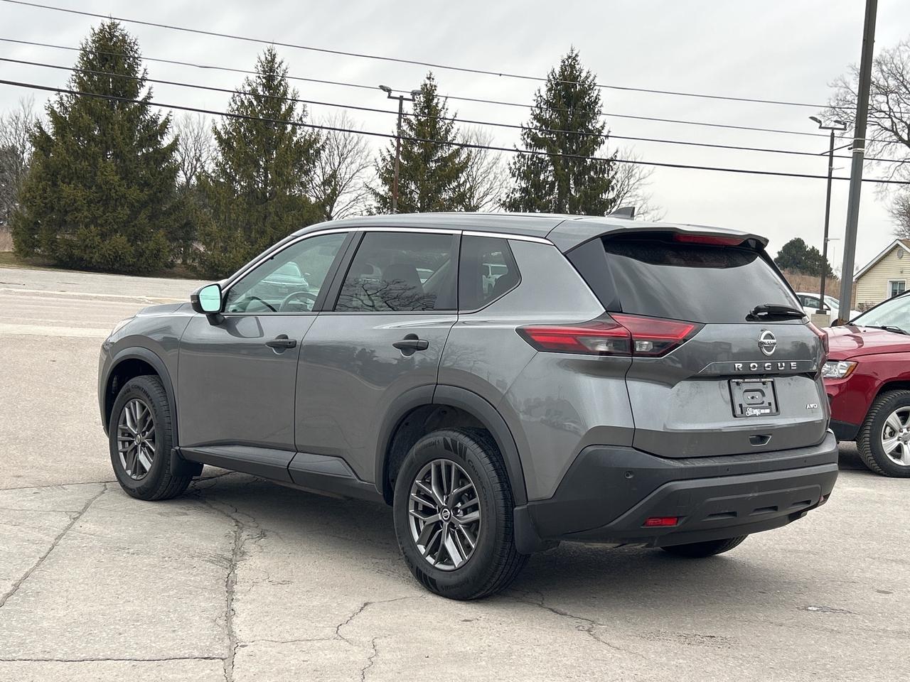 2021 Nissan Rogue S  AWD CALL NAPANEE 613-354-2100 Photo2