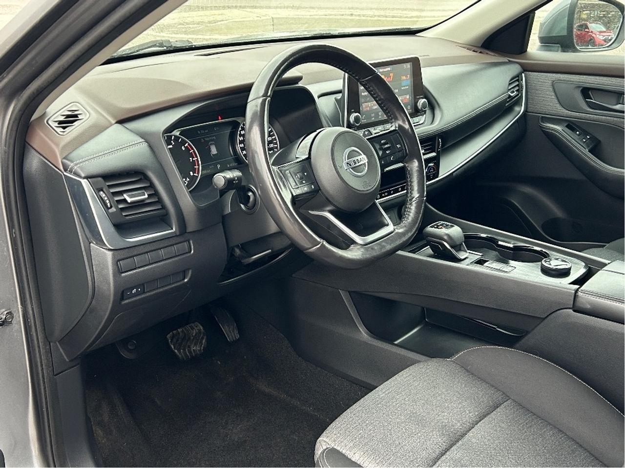 2021 Nissan Rogue S  AWD CALL NAPANEE 613-354-2100 Photo
