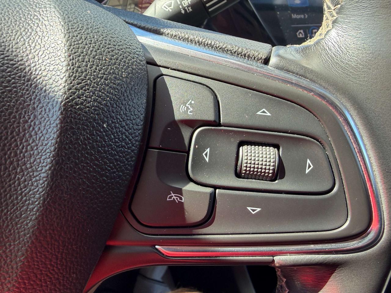 2021 Buick Encore Preferred CALL NAPANEE 613-354-2100 Photo