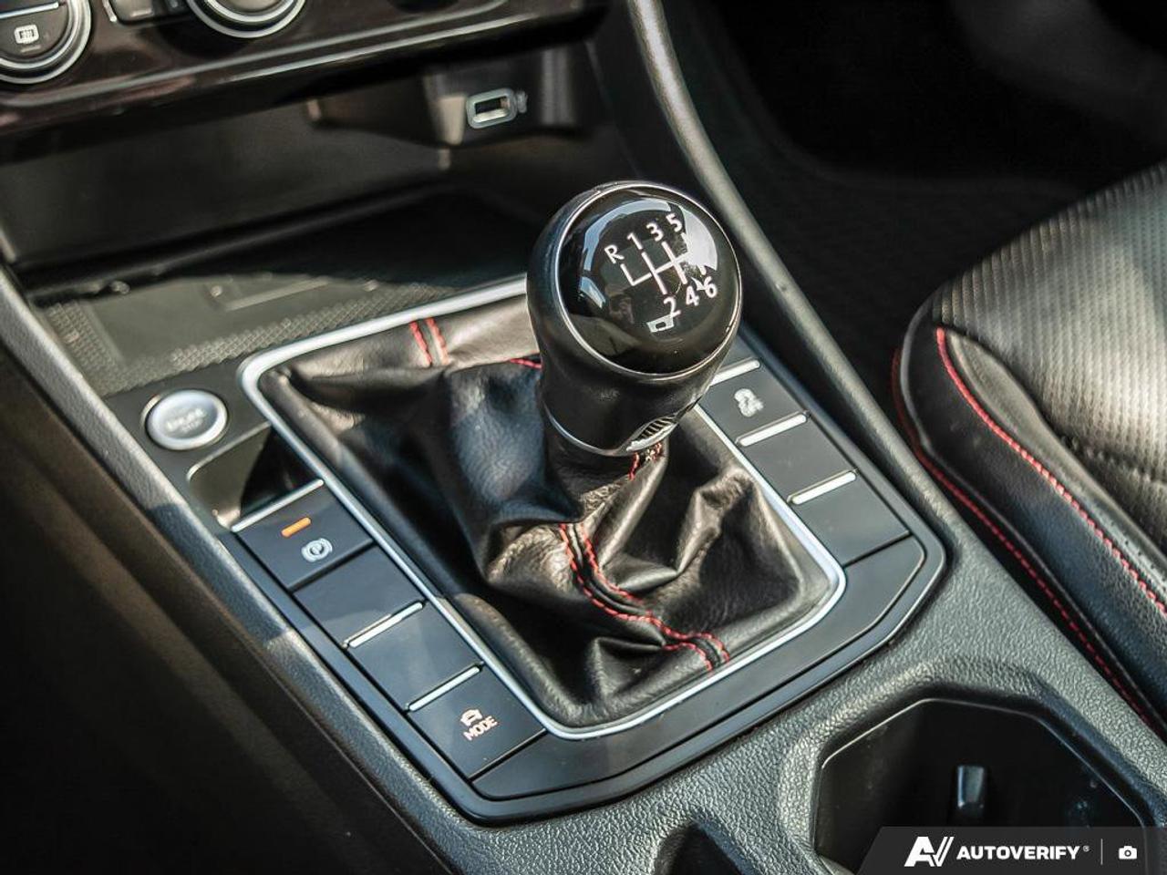 2020 Volkswagen Jetta GLI GLI Photo