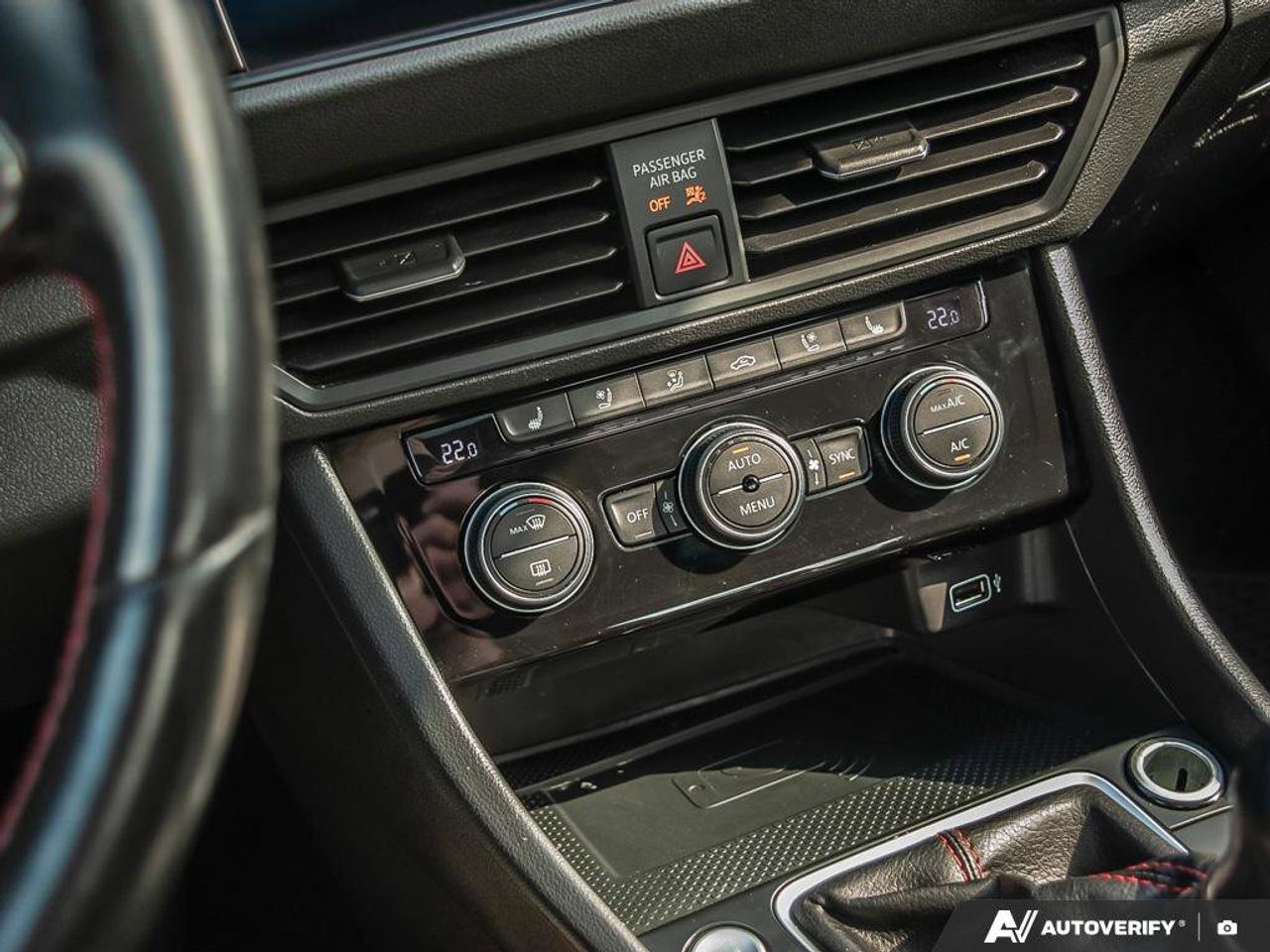 2020 Volkswagen Jetta GLI GLI Photo