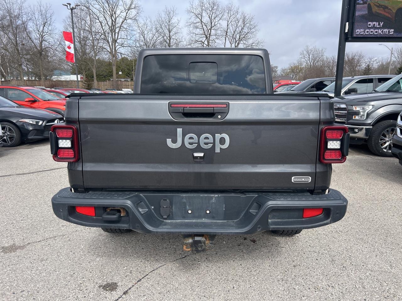 2020 Jeep Gladiator OVERLAND, CLEAN CARFAX, HEATED LEATHER, NAV! Photo4