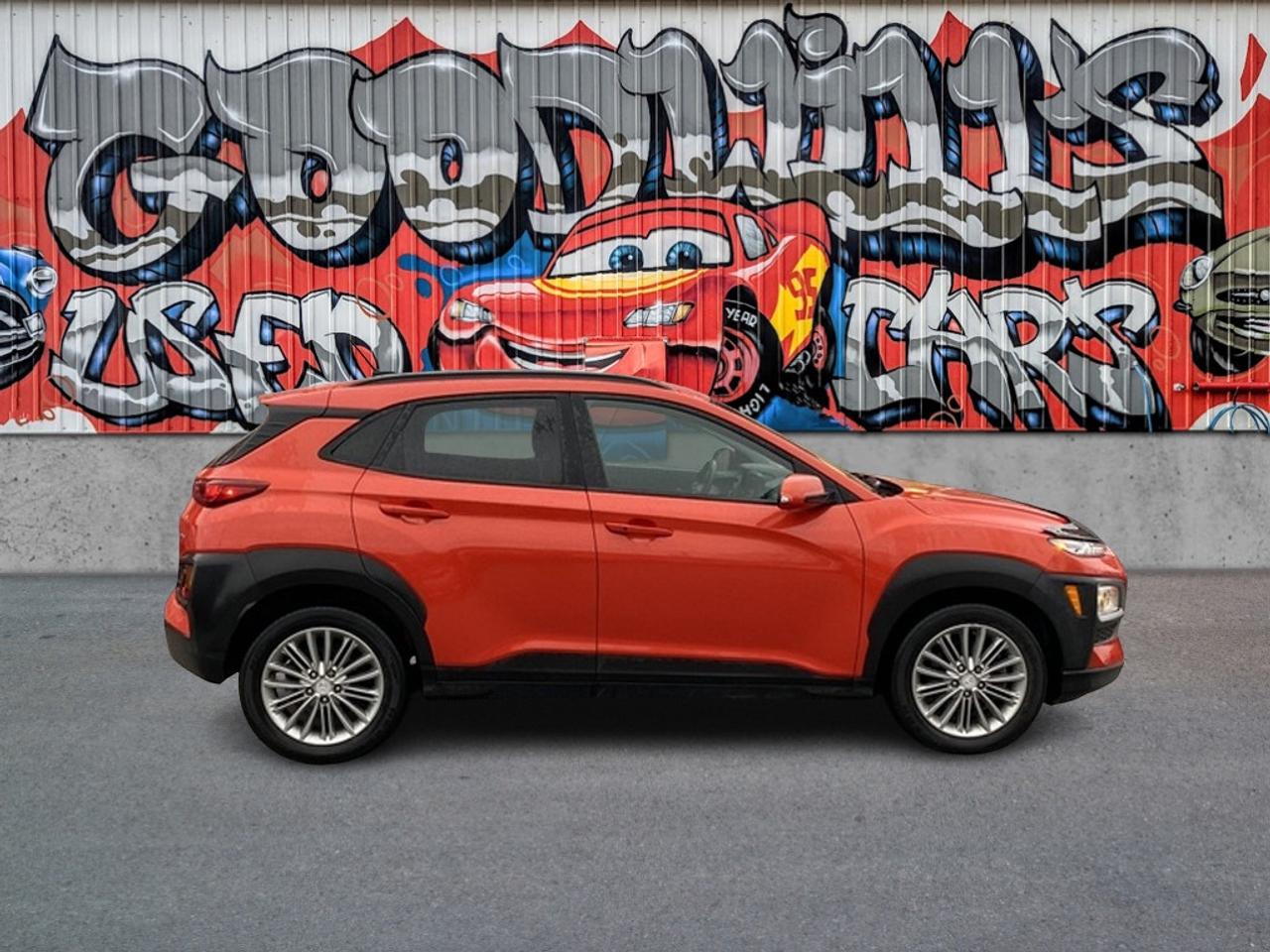 2020 Hyundai KONA LUXURY, CLEAN CARFAX, SUNROOF, LEATHER, BACKUP CAM Photo