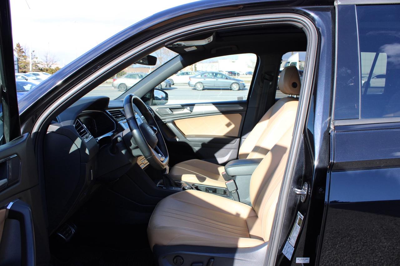 2022 Volkswagen Tiguan Comfortline R-Line Black 4MOTION   No Accident   B Photo
