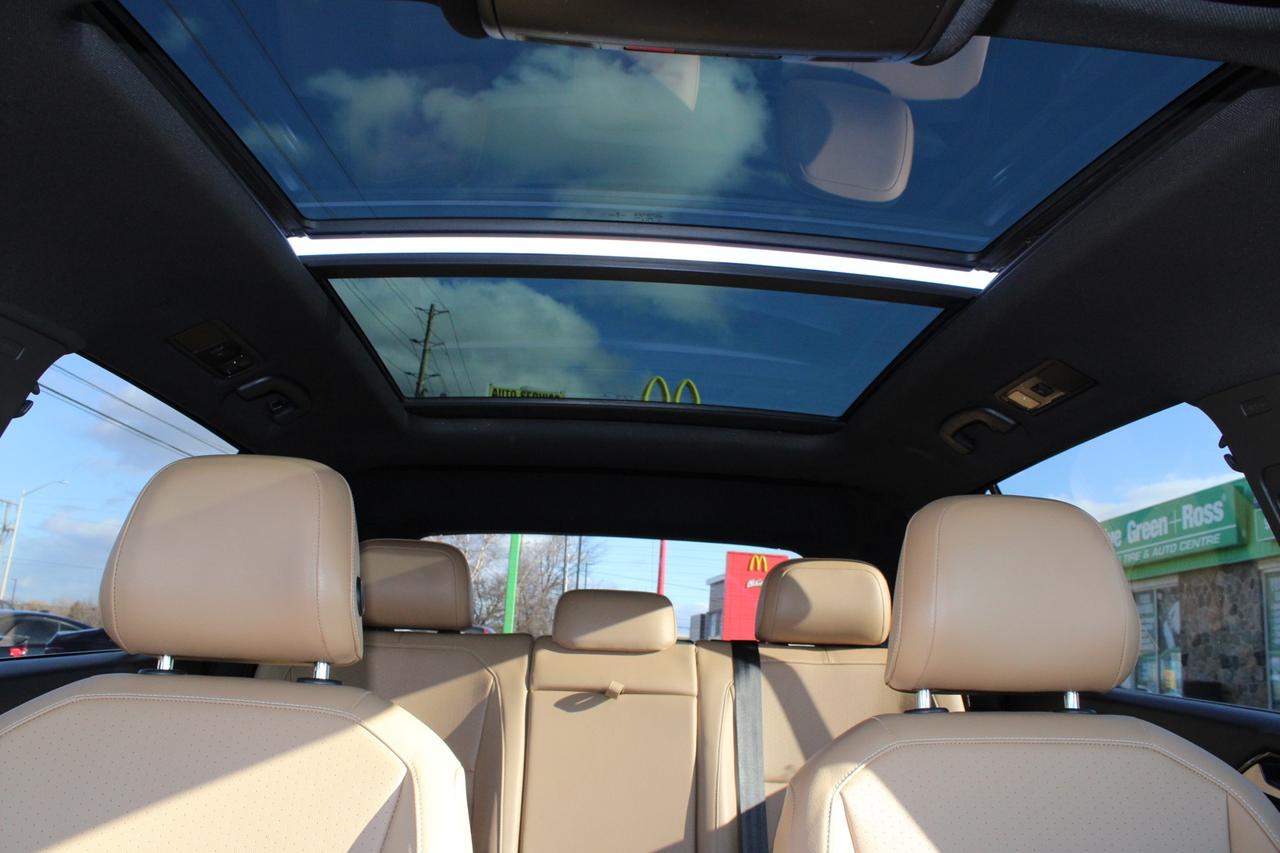 2022 Volkswagen Tiguan Comfortline R-Line Black 4MOTION   No Accident   B Photo