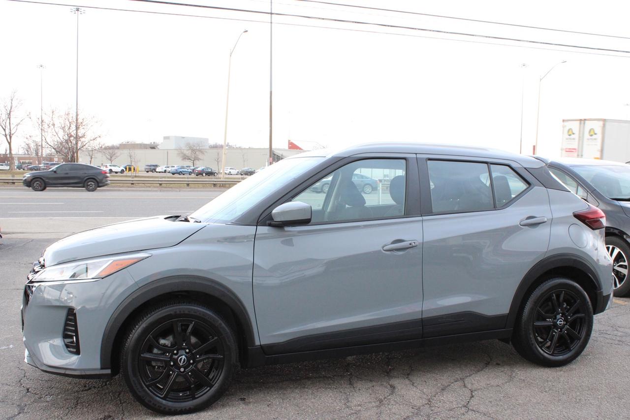 2023 Nissan Kicks SV No Accident Clean Carfax Low KM Photo3