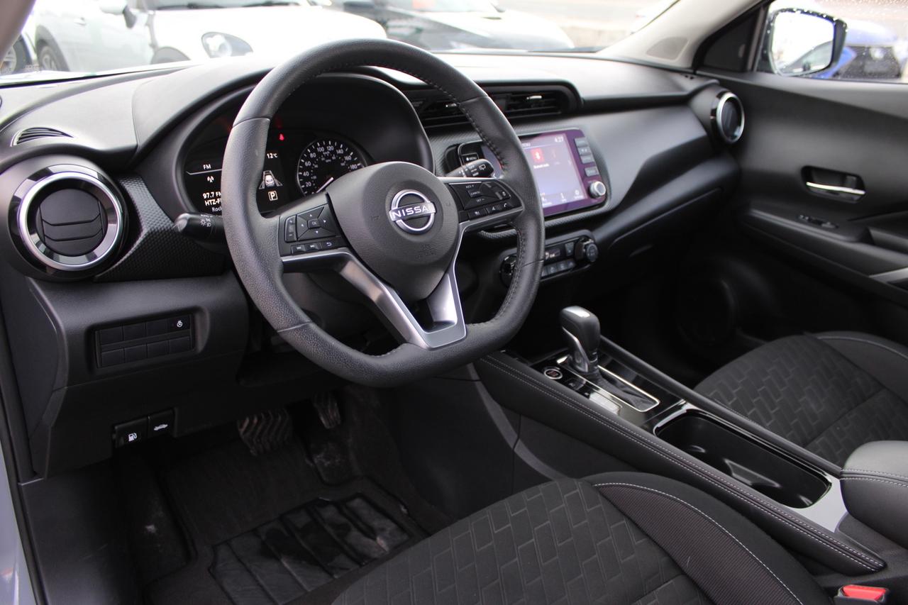 2023 Nissan Kicks SV No Accident Clean Carfax Low KM Photo