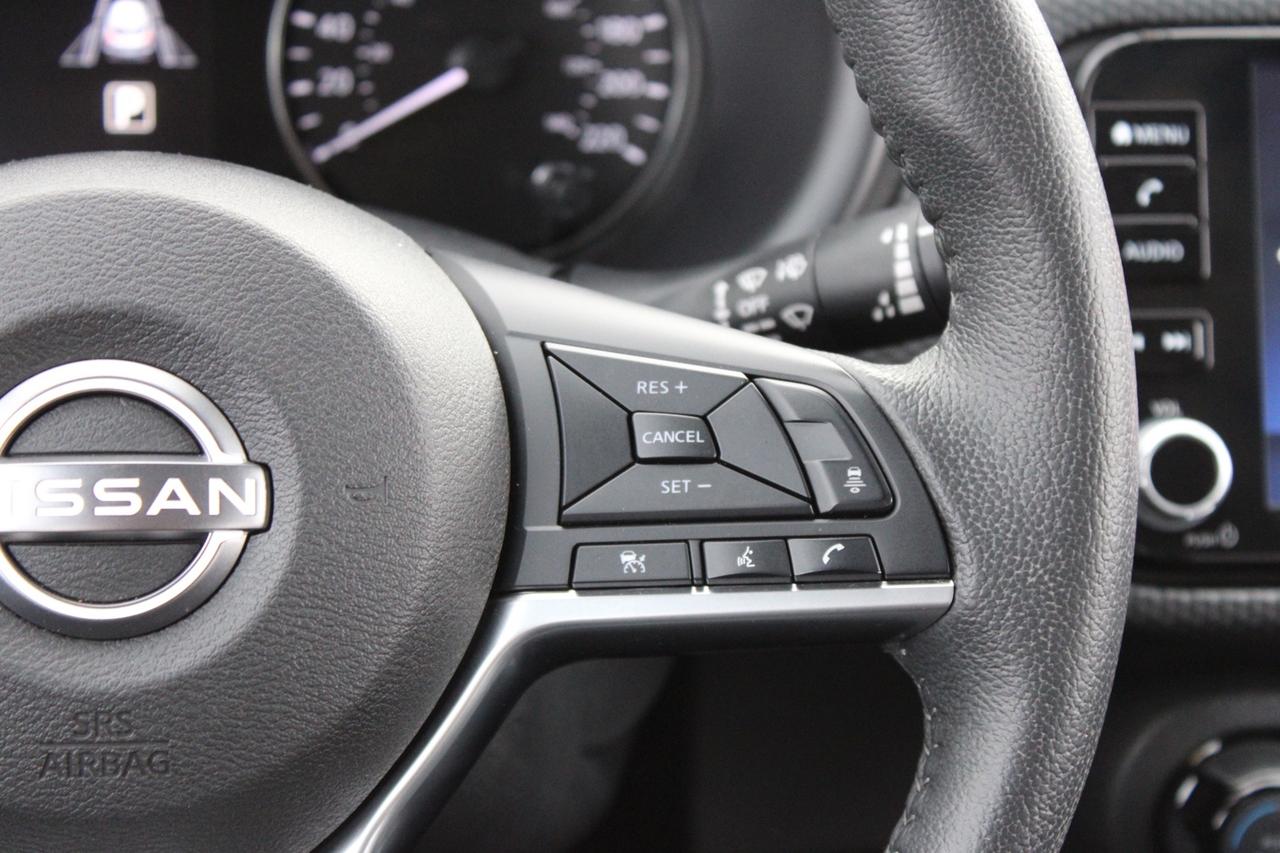 2023 Nissan Kicks SV No Accident Clean Carfax Low KM Photo