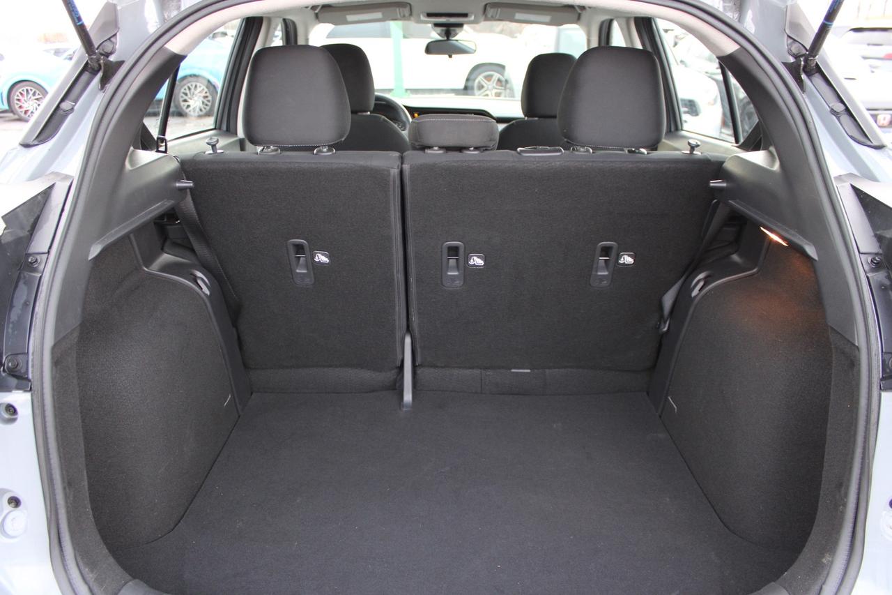 2023 Nissan Kicks SV No Accident Clean Carfax Low KM Photo