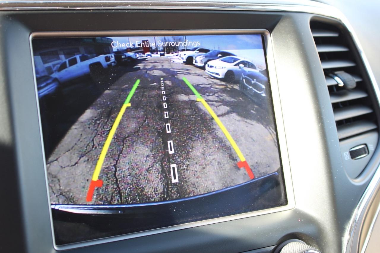 2018 Jeep Grand Cherokee Limited 4WD Safety Included Photo