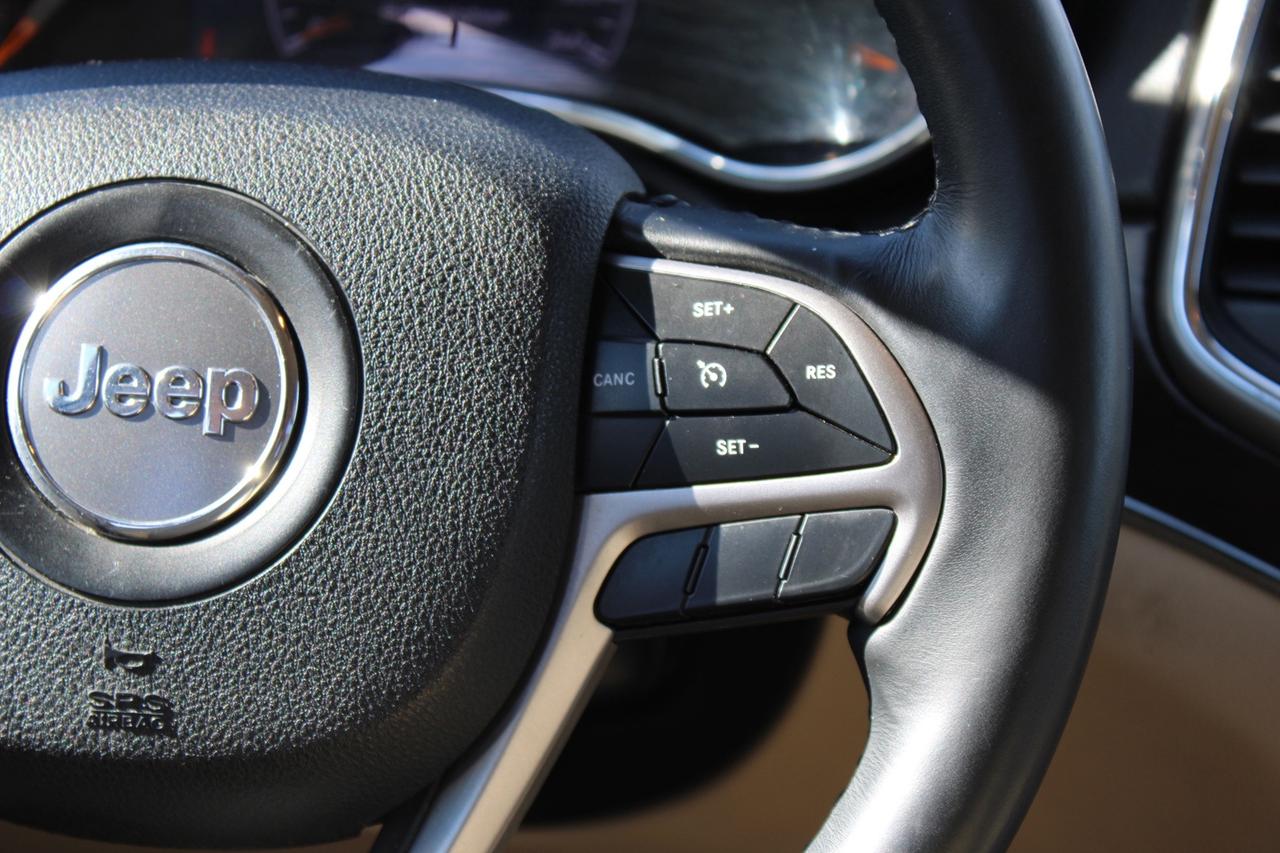 2018 Jeep Grand Cherokee Limited 4WD Safety Included Photo