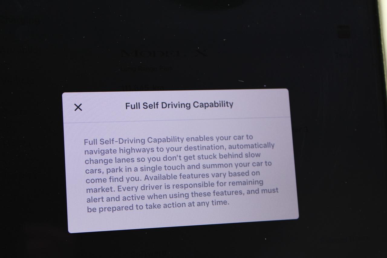 2020 Tesla Model X Long Range Plus   FSD   No Accident   6 Passenger Photo