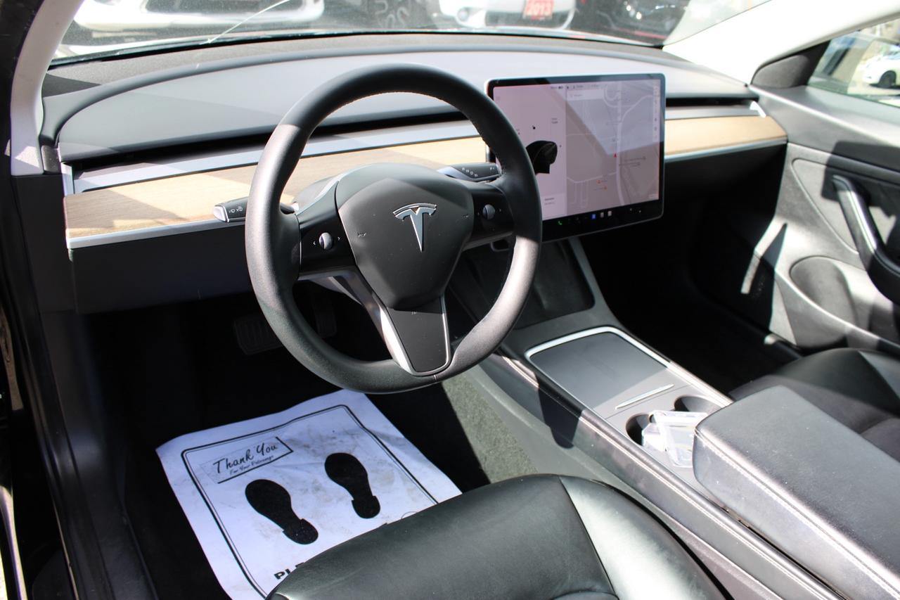 2021 Tesla Model 3 STANDARD RANGE PLUS Photo