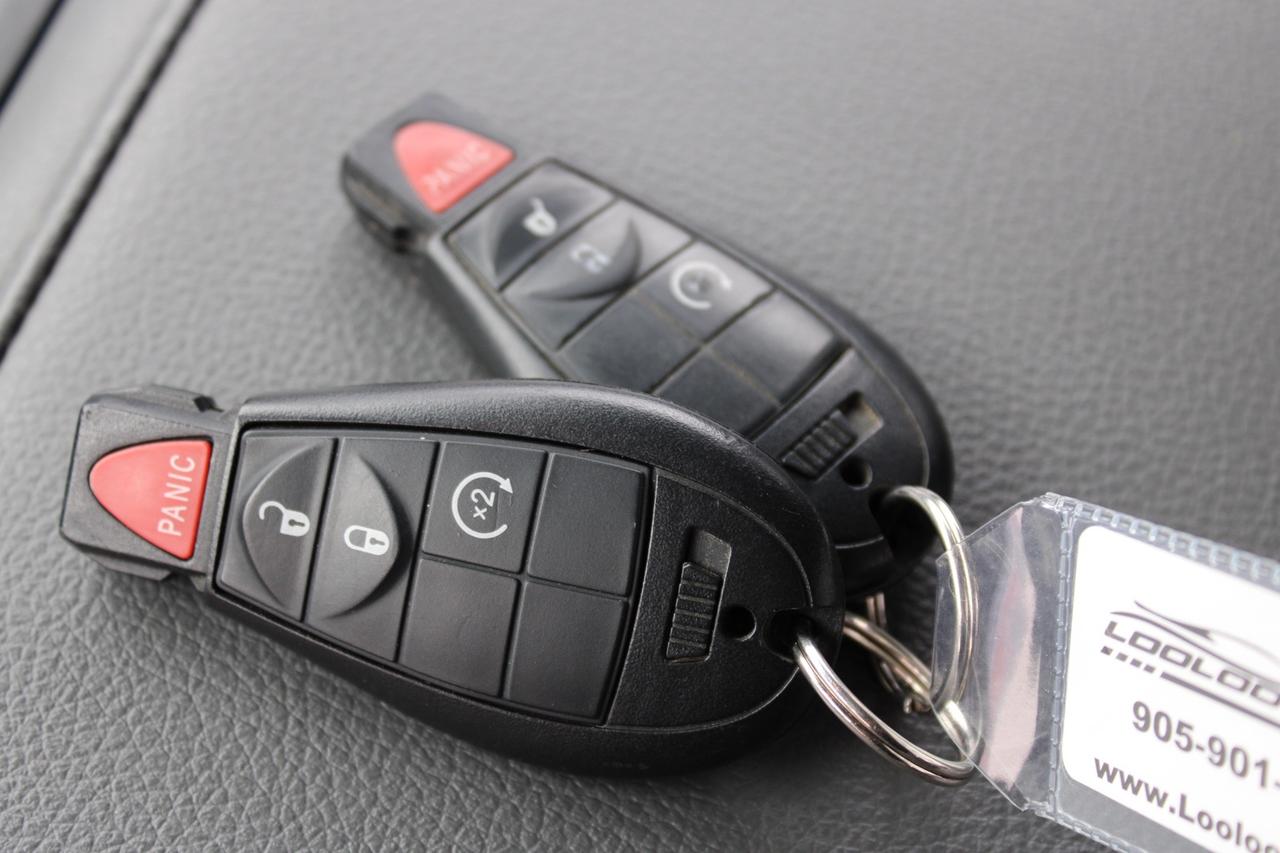 2019 RAM 1500 Classic CLASSIC Crew Cab Ecodiesel 4WD No Accident Photo