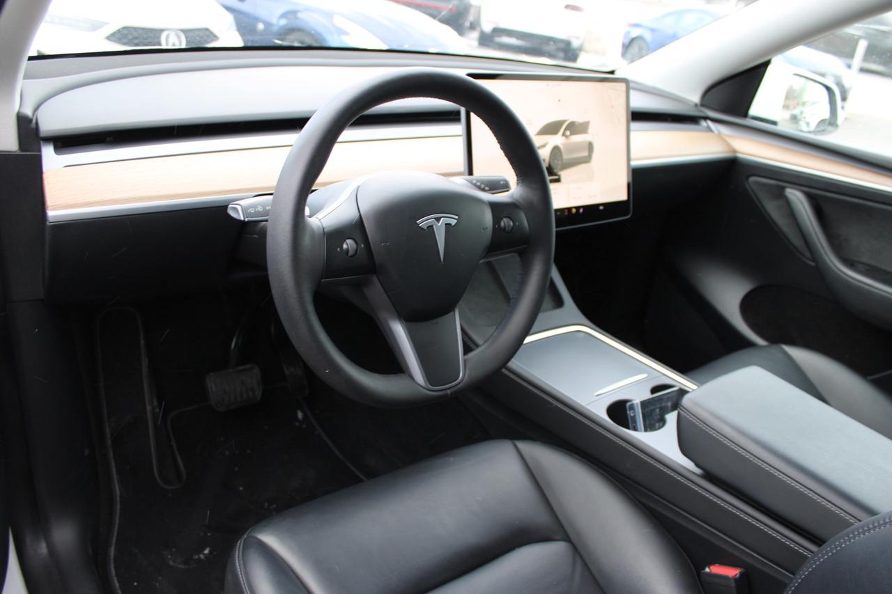 2022 Tesla Model Y Long Range   Dual Motor   No Accident   One Owner Photo