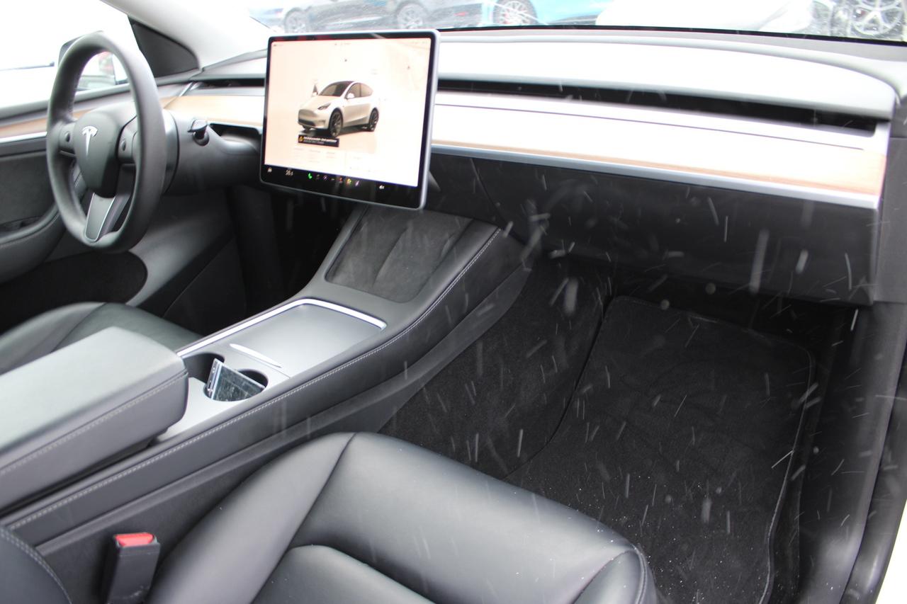 2022 Tesla Model Y Long Range   Dual Motor   No Accident   One Owner Photo