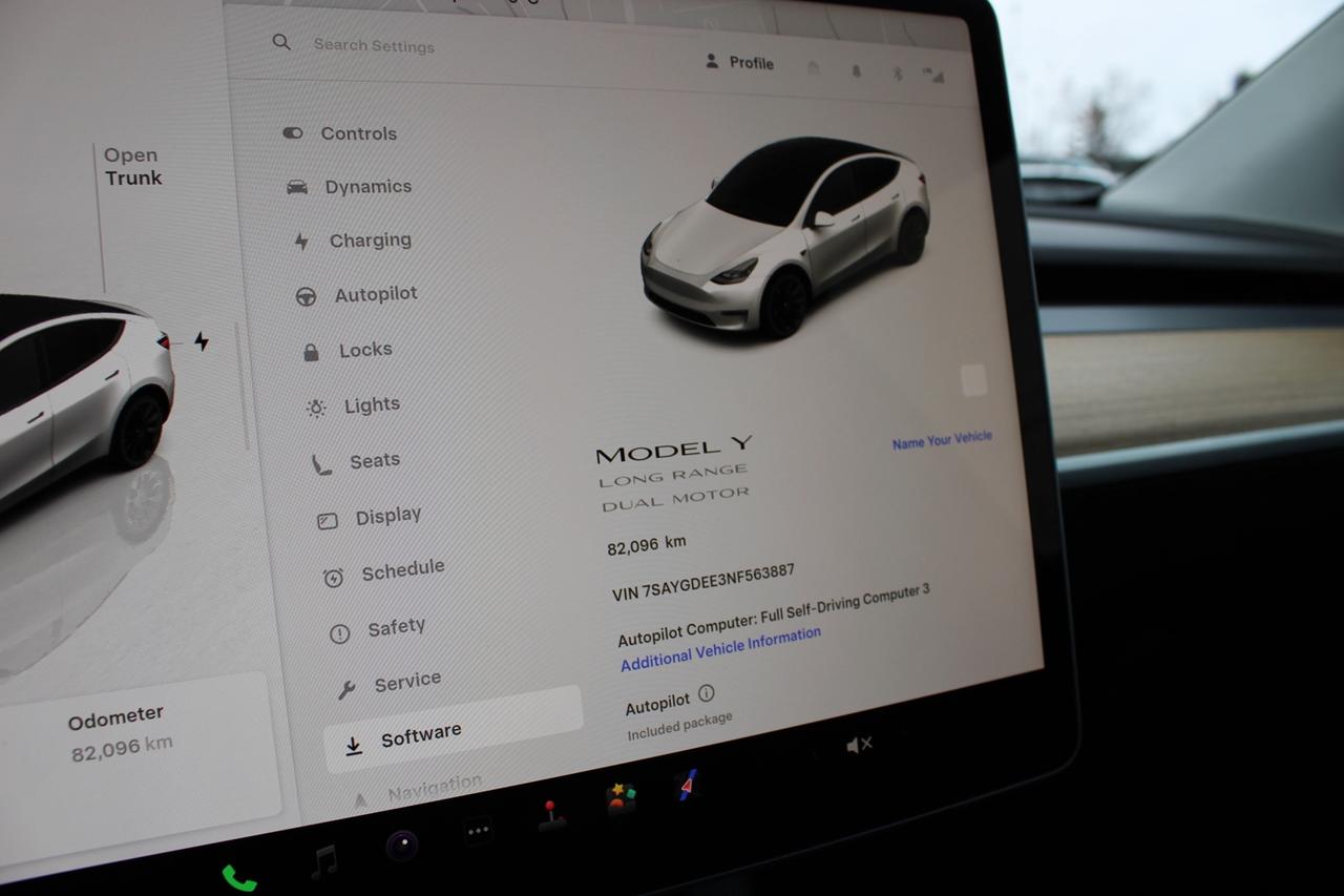 2022 Tesla Model Y Long Range   Dual Motor   No Accident   One Owner Photo