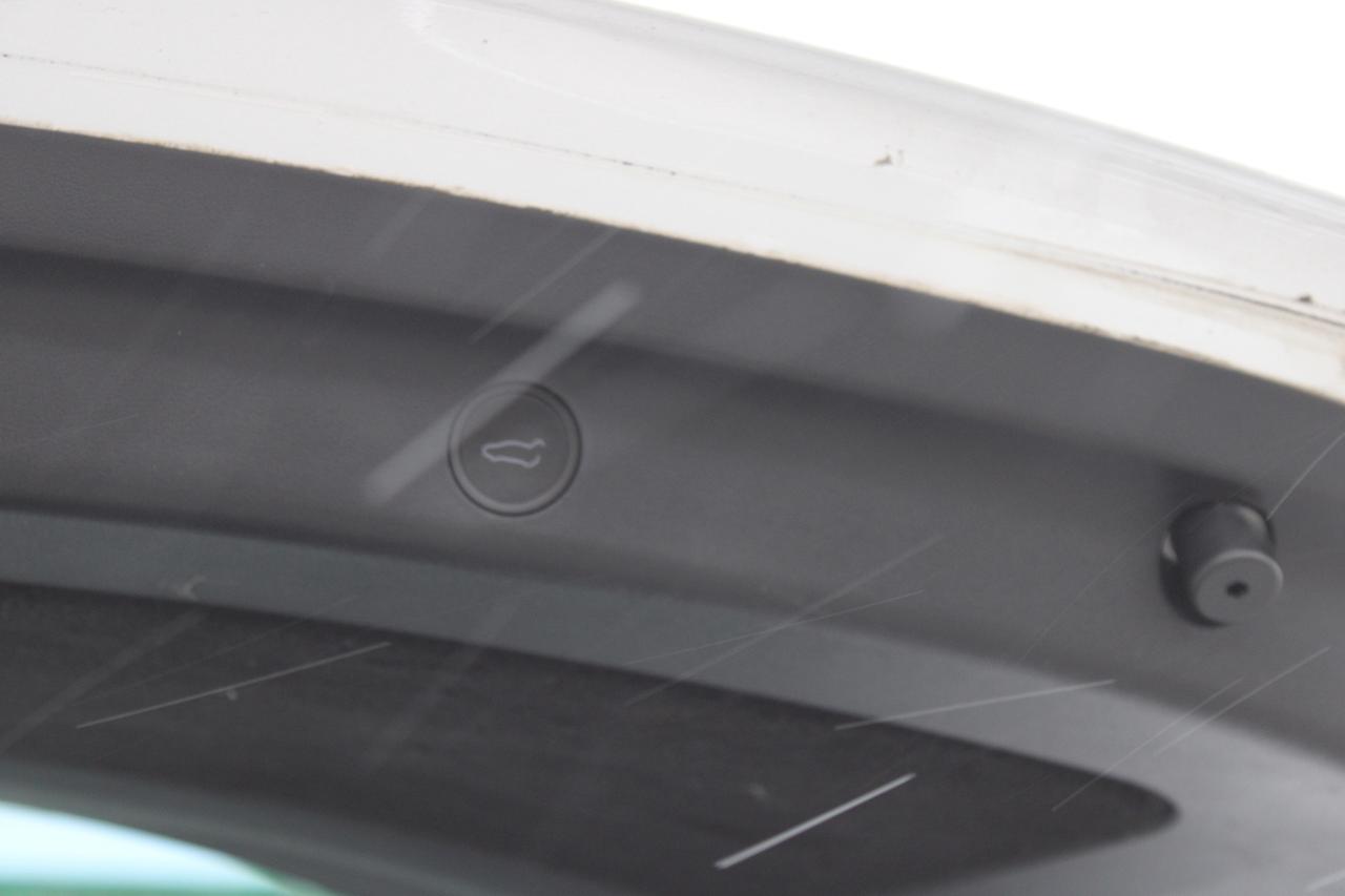 2022 Tesla Model Y Long Range   Dual Motor   No Accident   One Owner Photo