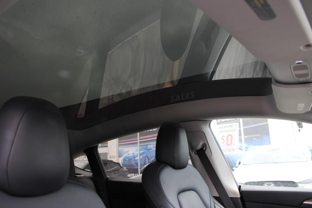 2022 Tesla Model Y Long Range   Dual Motor   No Accident   One Owner Photo