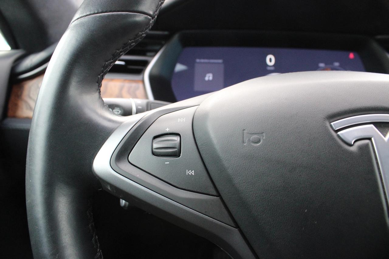 2020 Tesla Model S LONG RANGE PLUS AWD DUAL MOTOR Photo