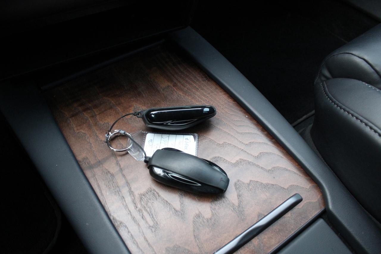 2020 Tesla Model S LONG RANGE PLUS AWD DUAL MOTOR Photo