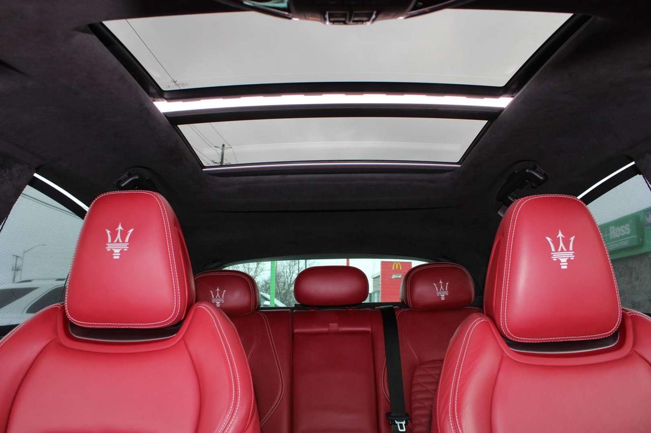 2020 Maserati Levante GTS   No Accident   Ferrari Engine   Clean Carfax   Red Interior Photo