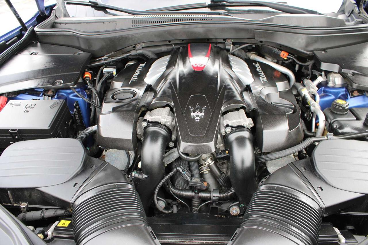 2020 Maserati Levante GTS   No Accident   Ferrari Engine   Clean Carfax   Red Interior Photo